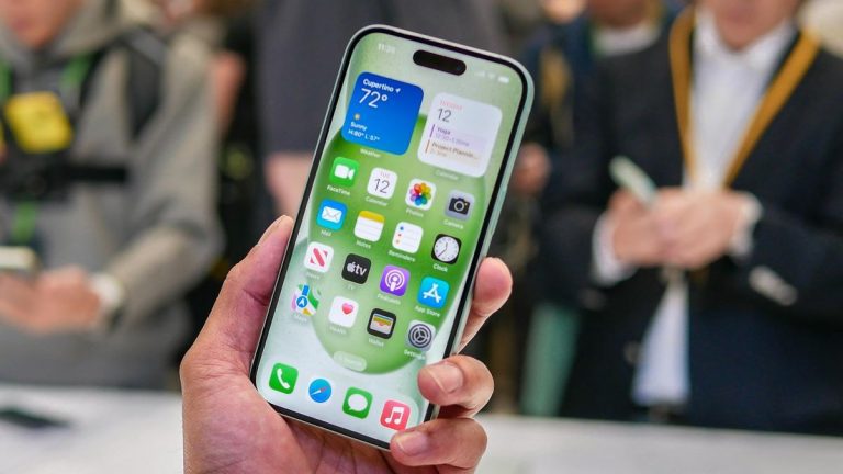 Pas de fouineur pour vous !  Un brevet Apple révèle la fonctionnalité « écran de confidentialité » pour les iPhones