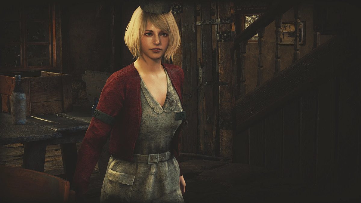 Resident Evil 4: Ashley dressed as Lisa Garland from Silent Hill.