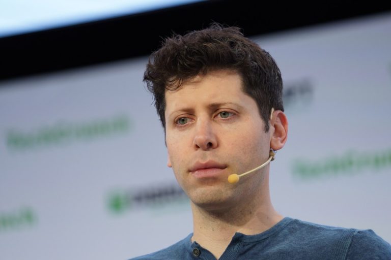 Sam Altman évincé de son poste de PDG d’OpenAI