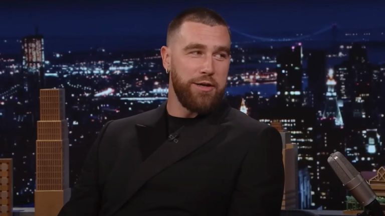 Travis Kelce continue de prouver qu'il est le plus gentil en partageant un moment « gratifiant » qu'il a eu avec un jeune Swiftie après une grande victoire
