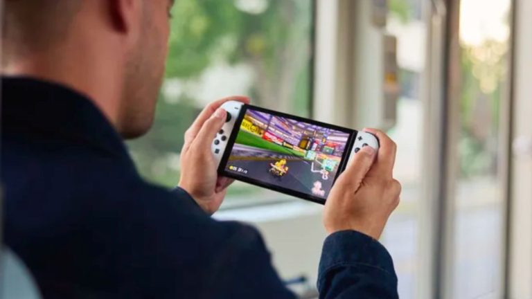 La Nintendo Switch 2 devrait être lancée en 2024 – et le nouveau Mario Kart détaillé