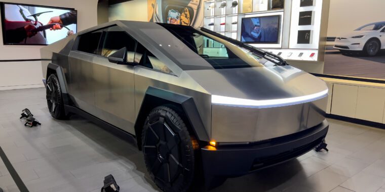 L’Edsel d’Elon ?  Le Tesla Cybertruck a été mis en vente aujourd’hui