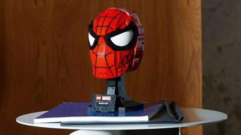 Les précommandes du masque de Lego Spider-Man sont maintenant ouvertes
