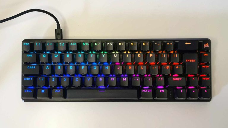 Test du Corsair K65 Pro Mini – petit mais laisse une grande impression
