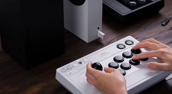 Obtenez le 8BitDo Arcade Stick pour seulement 74,99 $ chez Woot