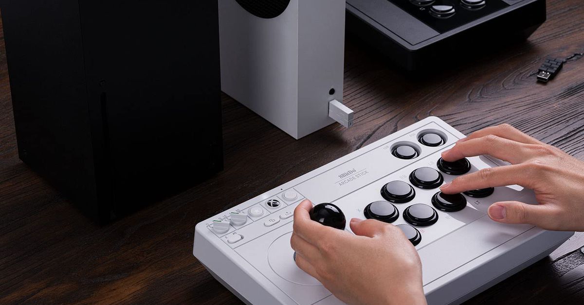 Obtenez le 8BitDo Arcade Stick pour seulement 74,99 $ chez Woot
