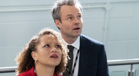 Waterloo Road offre un premier aperçu d'une nouvelle série avec de toutes nouvelles images