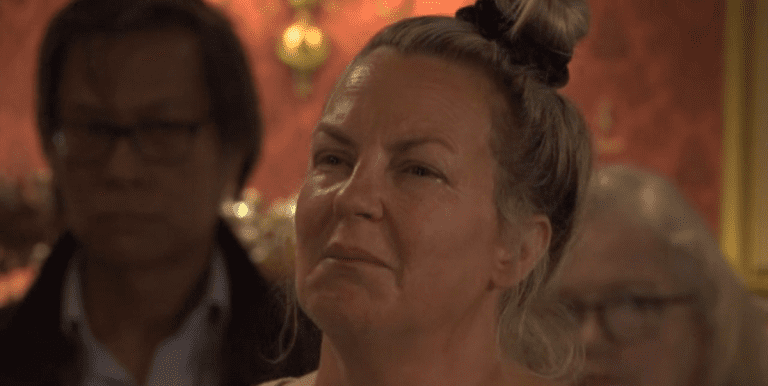 La star d’EastEnders, Lorraine Stanley, s’exprime après le départ de Karen Taylor
