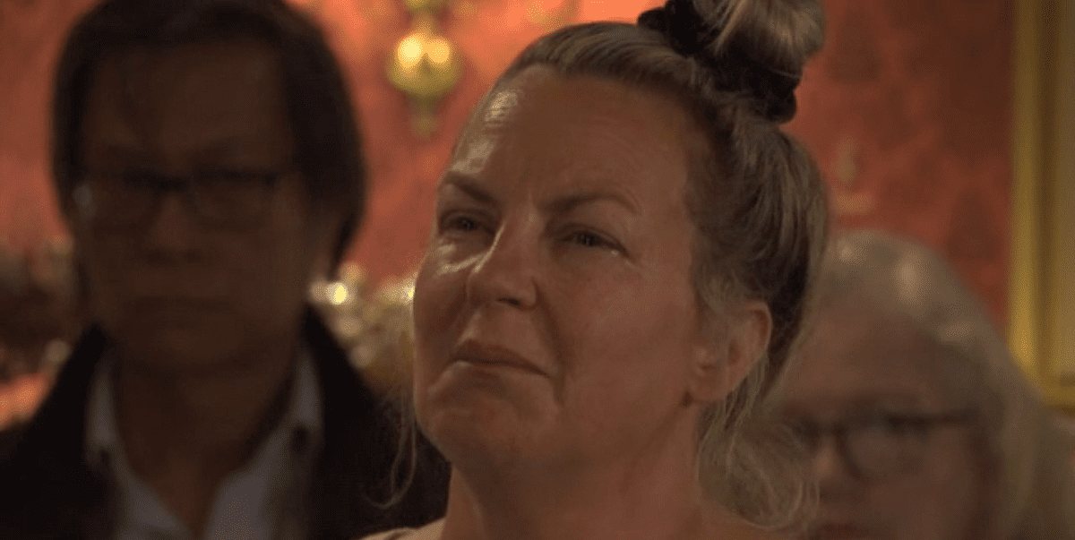 La star d’EastEnders, Lorraine Stanley, s’exprime après le départ de Karen Taylor
