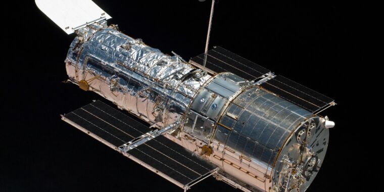 Hubble reprend du service après une alerte gyroscopique – la NASA étudie toujours les options de reboost