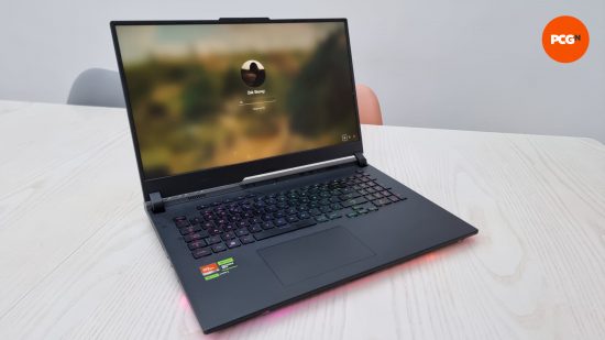 L'ordinateur portable de jeu Asus ROG Strix Scar 17 (2023)