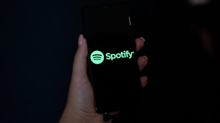 Spotify for Podcasters ajoute une nouvelle intégration avec Riverside et met fin à certains outils de podcasting existants