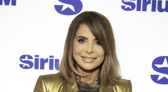 Paula Abdul poursuit le producteur d'American Idol, Nigel Lythgoe, pour agression sexuelle présumée