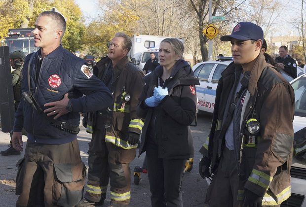 Alberto Rosende quitte « Chicago Fire » dans la saison 12 en tant que Blake Gallo – TVLine