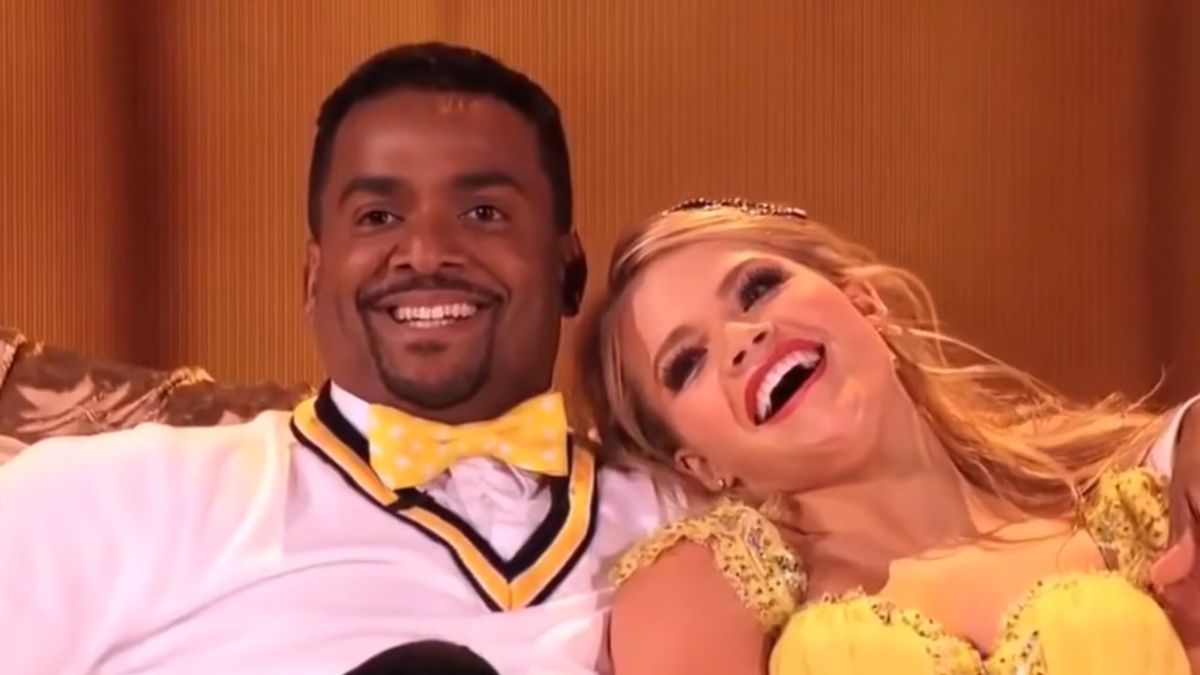 Alfonso Ribeiro et Witney Carson ont dansé sur le thème Fresh Prince dans Viral TikTok, et vous savez que Will Smith avait des pensées
