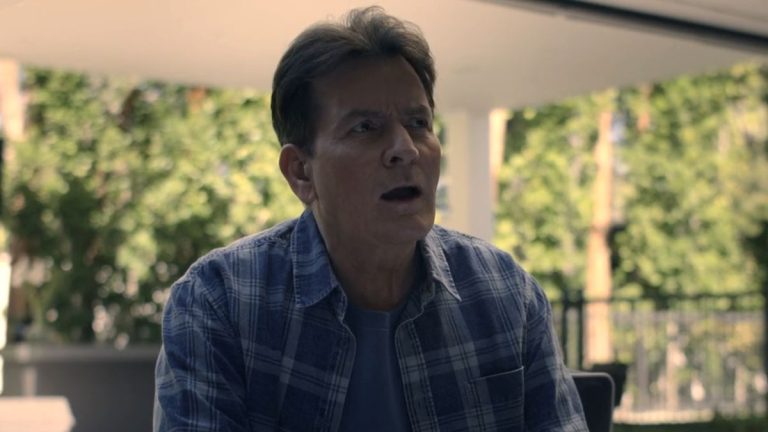 Charlie Sheen cameo in Bookie finale