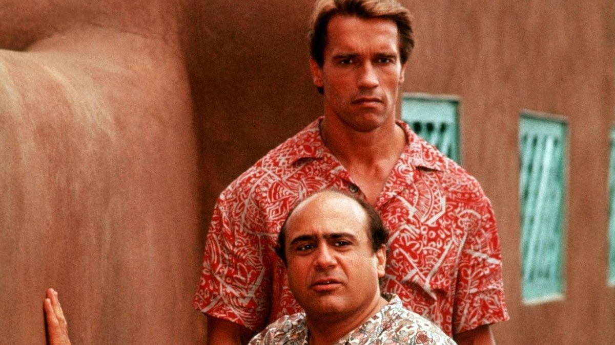 Arnold Schwarzenegger and Danny DeVito in Twins