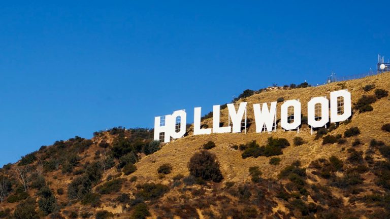 Dave Robb, journaliste vétéran du travail à Hollywood, décède à 74 ans
