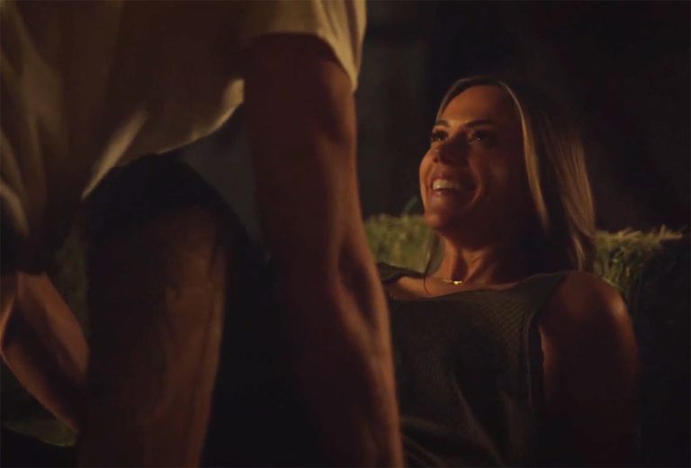 Jana Kramer dans « Une romance de Noël de cowboy » – TVLine