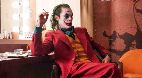 Joker : le réalisateur de Folie à Deux partage de nouvelles images de Joaquin Phoenix et Lady Gaga pour les fêtes