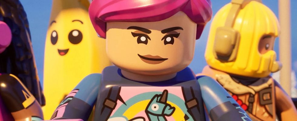 Image of LEGO woman with pink hair and googles smirking in LEGO Fortnite.