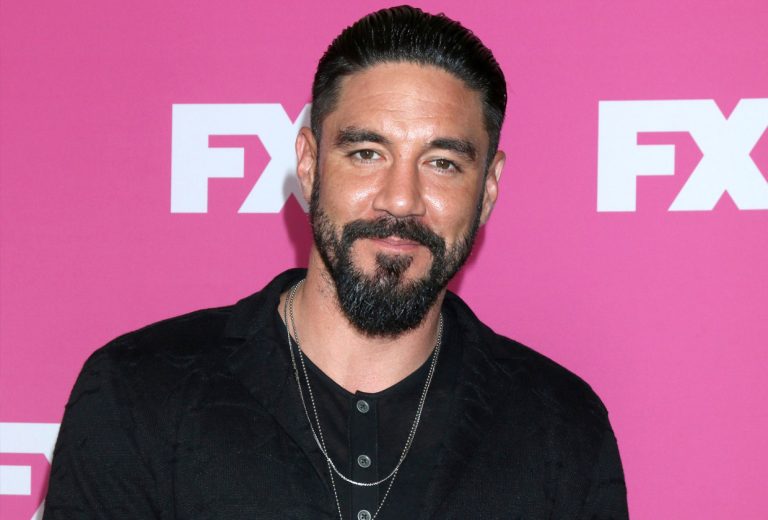 « La femme de ménage » ajoute le vétérinaire « Mayans MC » Clayton Cardenas – TVLine