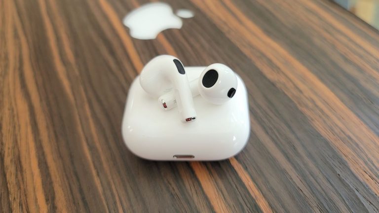 La fuite des AirPods 4 vient de révéler toutes les nouvelles fonctionnalités – et deux modèles sont en route