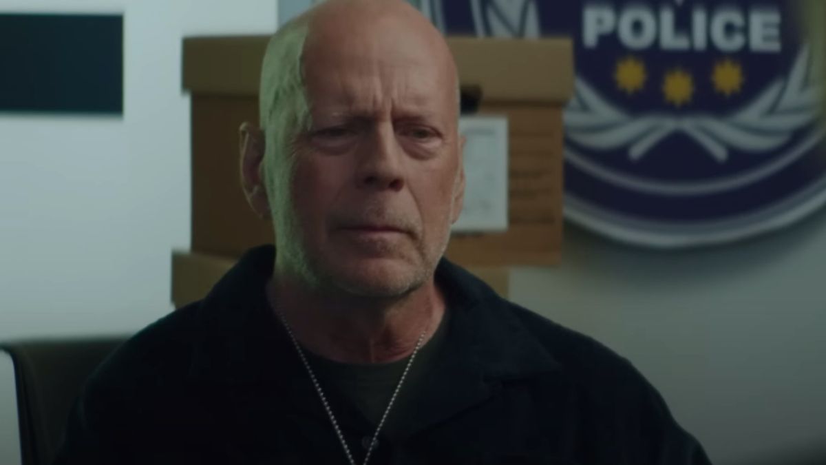 Bruce Willis in Detective Knight: Independence