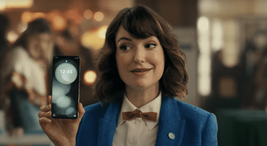 Milana Vayntrub in AT&T