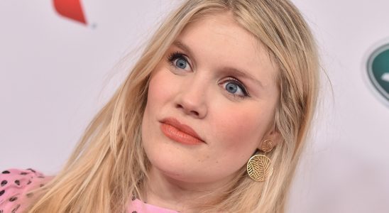 La réalisatrice de Saltburn, Emerald Fennell, confirme que son film Zatanna est mort aux studios DC