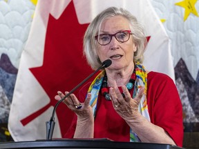 La députée Carolyn Bennett.