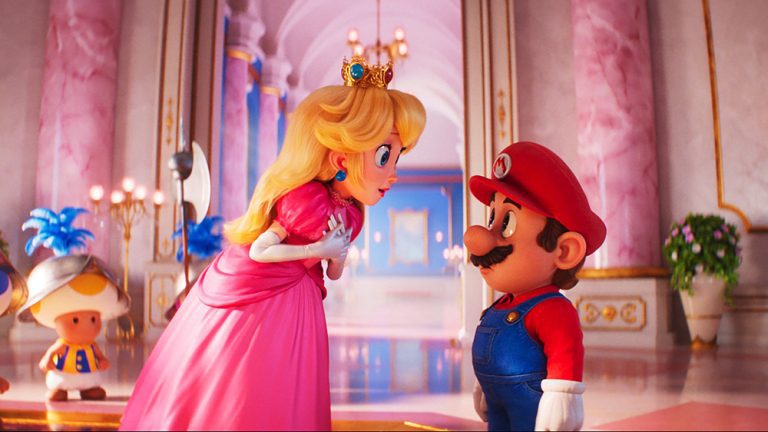 THE SUPER MARIO BROS. MOVIE, from left: Princess Peach (voice: Anya Taylor-Joy), Mario (voice: Chris Pratt), 2023. © Universal Pictures / Courtesy Everett Collection