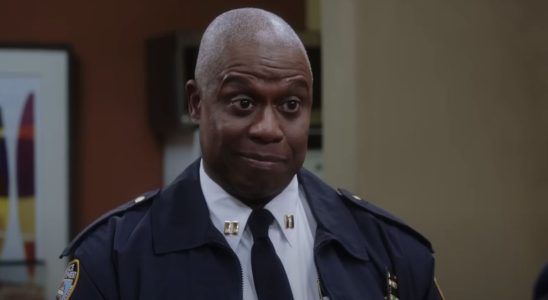 L'écrivain de Brooklyn Nine-Nine partage une histoire incroyable sur Andre Braugher et une scène impliquant de la soupe, et cela me fait vibrer