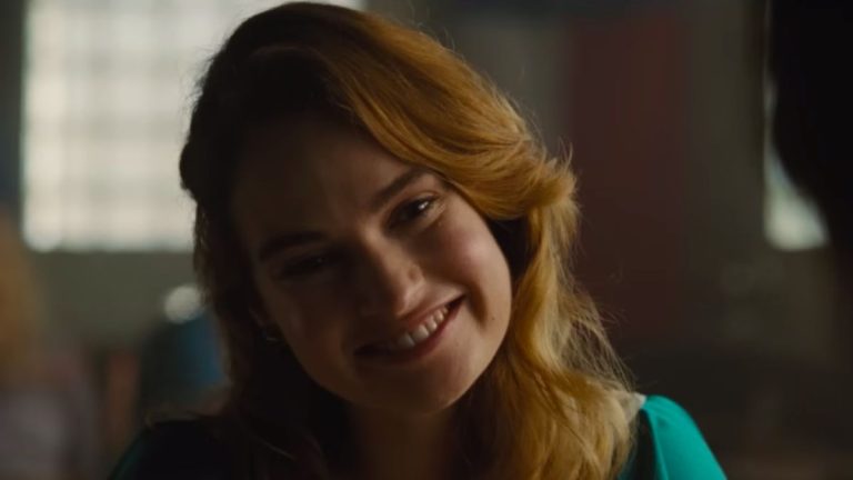 Lily James a eu une première réaction amusante après avoir vu le spandex que Zac Efron et les autres stars d'Iron Claw porteraient sur le tournage
