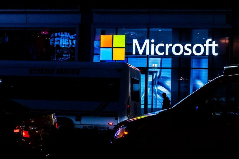 Microsoft perturbe une opération de cybercriminalité vendant des comptes frauduleux à un gang de hackers notoire