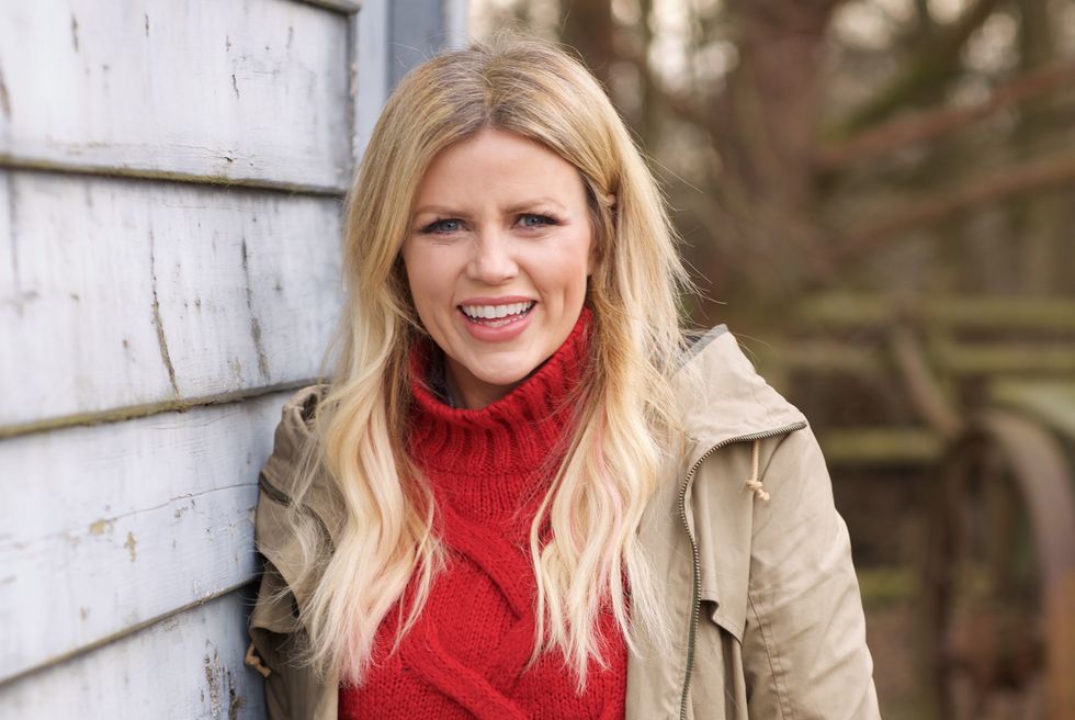 Ellie Harrison, fichier pays