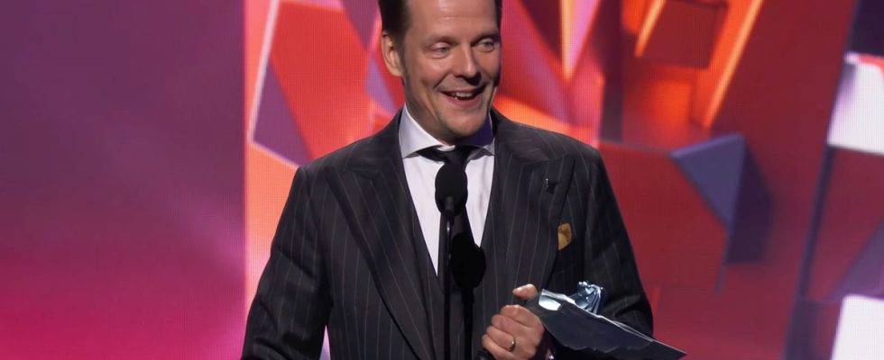 Photo of Remedy creative director Sam Lake accepting an award during The Game Awards 2023