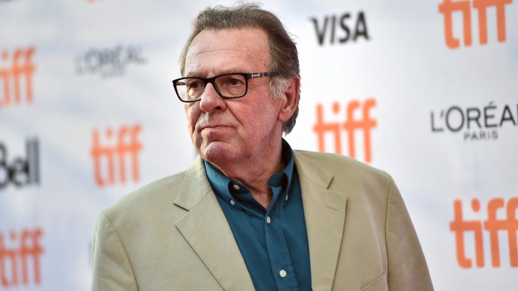 Tom Wilkinson, acteur nominé aux Oscars connu pour 