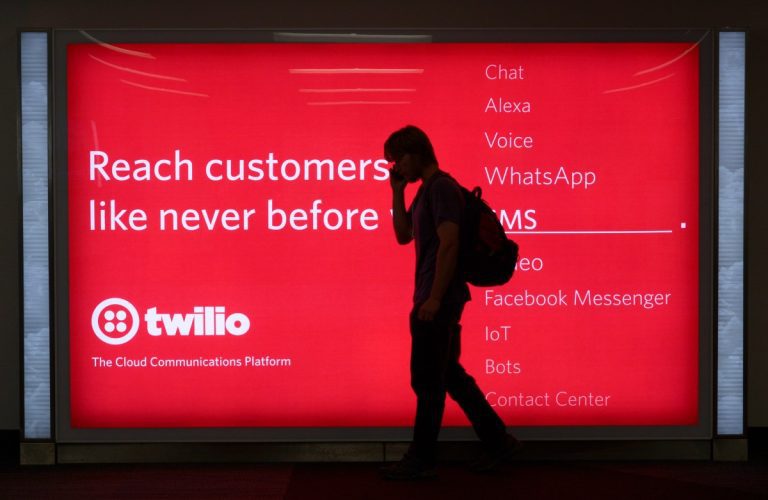 Twilio licencie 5 % supplémentaires de ses employés suite aux pressions des militants