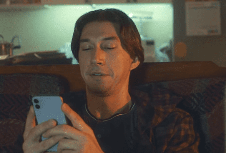 « Vieux amis », croquis de Noël d’Adam Driver – Regardez – TVLine