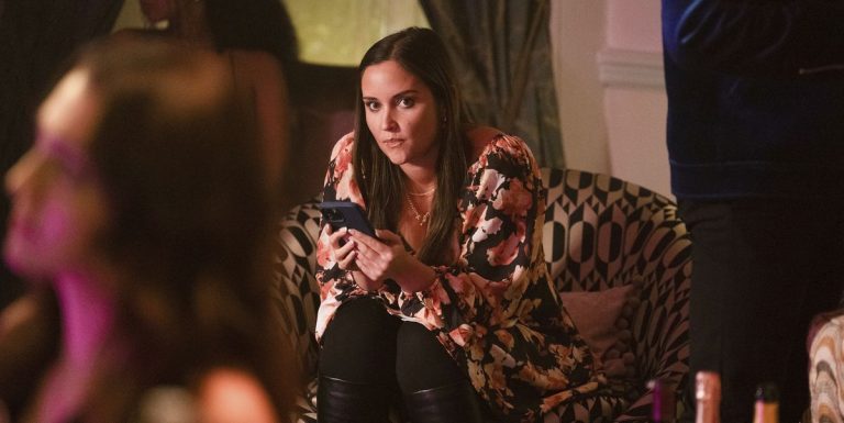 EastEnders diffuse la torsion de l'arrestation de Lauren Branning dans l'épisode de retour
