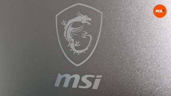 Un gros plan du logo MSI, trouvé à l'arrière du G321CU