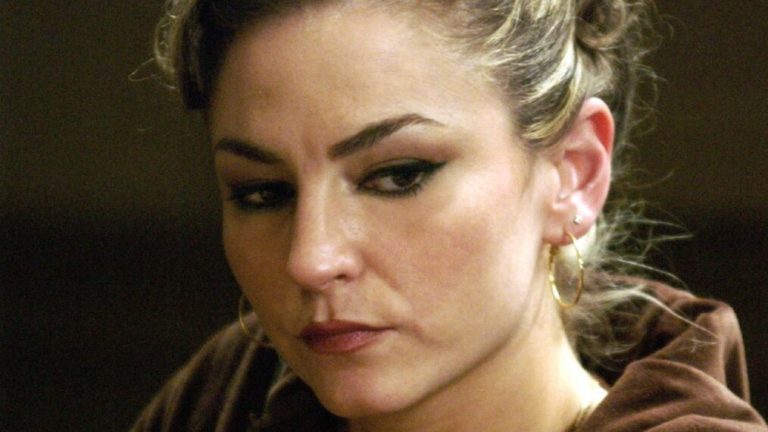 The Sopranos - Drea de Matteo - Season 5