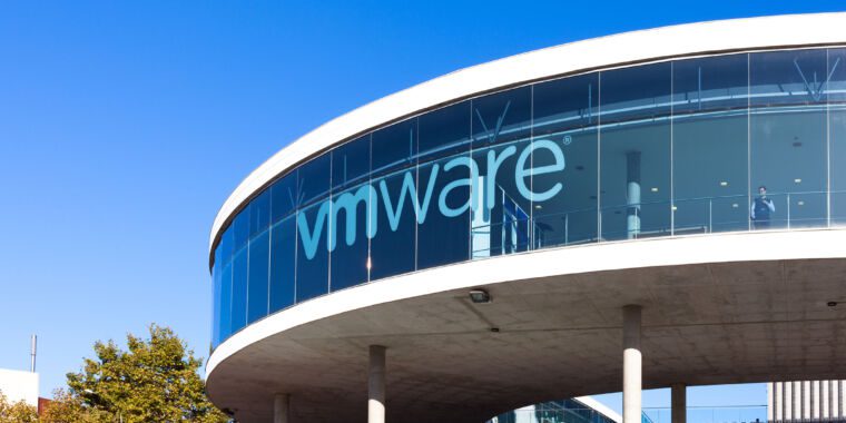 Les clients VMware font face à un avenir incertain alors que Broadcom met fin aux programmes de partenariat VMware