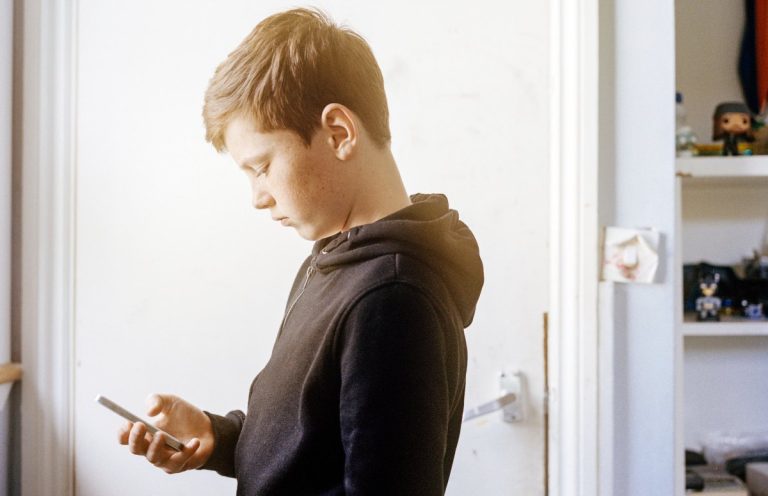 MMGuardian entre sur le marché très fréquenté des téléphones sécurisés pour enfants