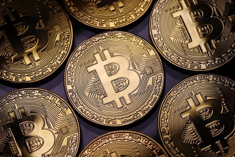 Les ETF Bitcoin au comptant aux États-Unis commencent à être négociés, Circle dépose un dossier d’introduction en bourse et l’Inde poursuit le retrait de la cryptographie