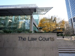 Le bâtiment du palais de justice de Vancouver.