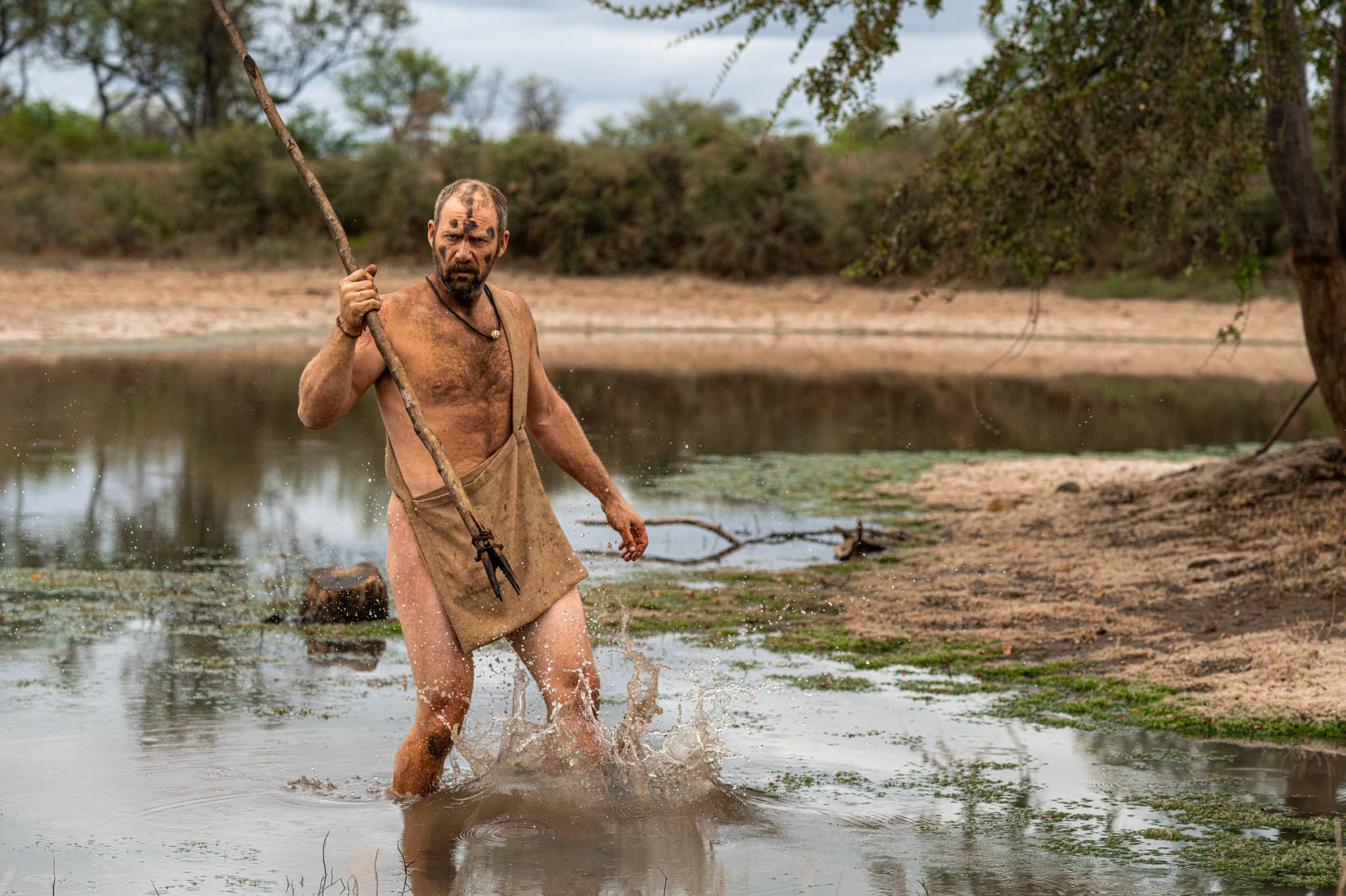 Naked and Afraid TV Show on Discovery: canceled or renewed?