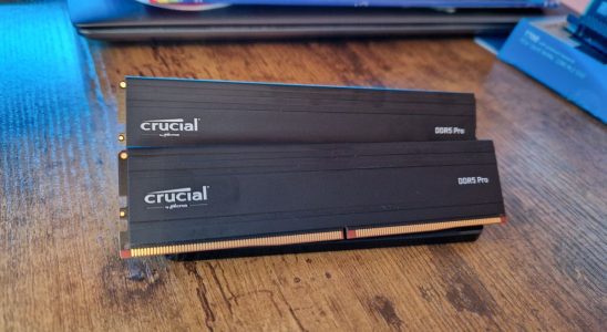 Crucial DDR5 Pro facing the camera on a stand, showing the small Crucial branding