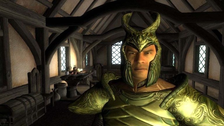 A man in armour snarls at the camera in The Elder Scrolls 4: Oblivion.